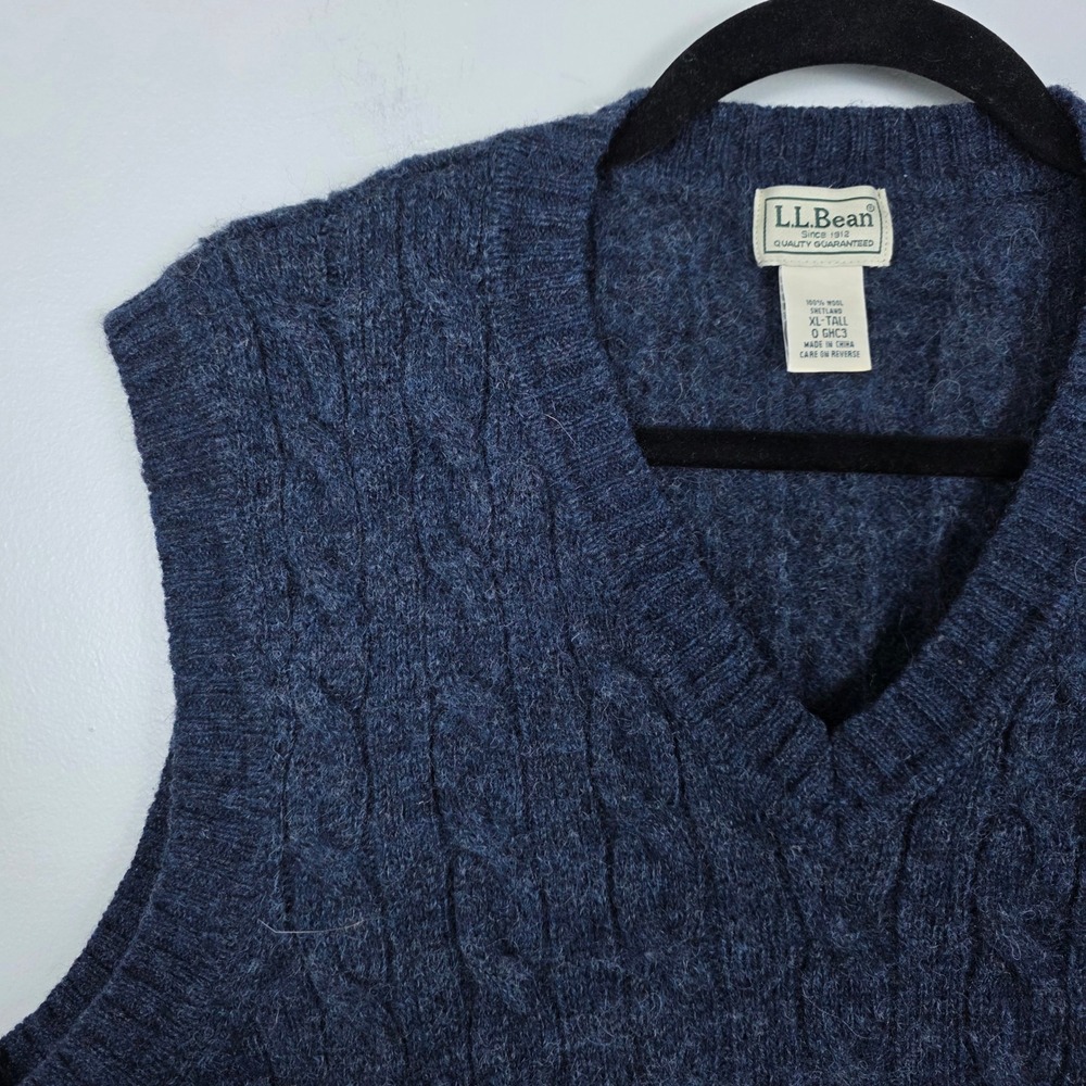 LLBean Mens Cable Knit Wool V Neck Sweater Vest Navy Blue XL Tall - Picture 5 of 6